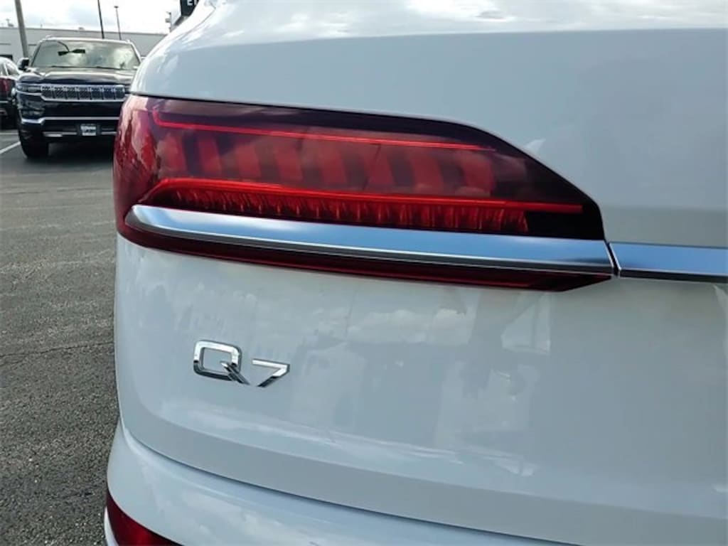 Used 2023 Audi Q7 Premium Plus SUV