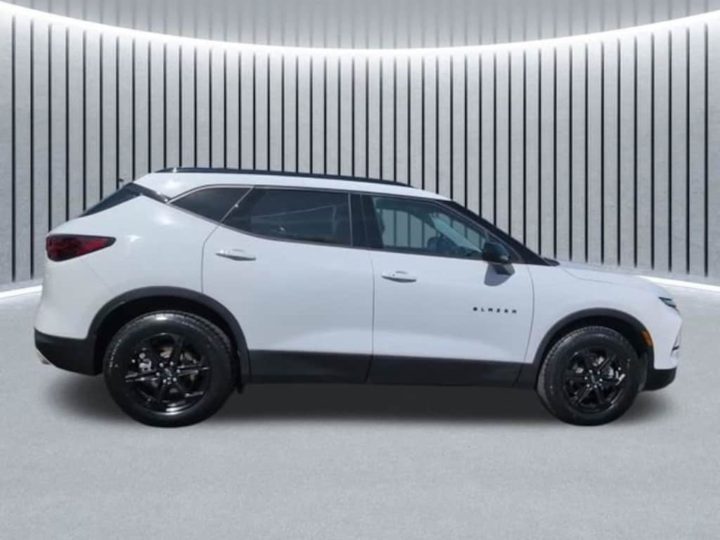 Used 2023 Chevrolet Blazer 2LT SUV