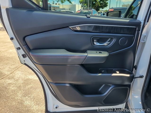 2025 Honda Pilot Black Edition - Photo 21