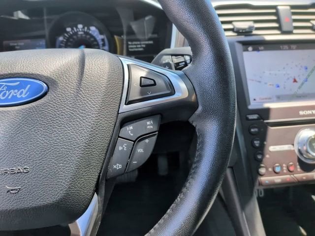 2019 Ford Fusion Titanium - Photo 19