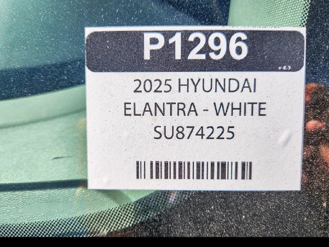 2025 Hyundai Elantra SEL - Photo 26