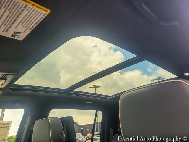 2026 GMC Yukon XL Elevation - Photo 12