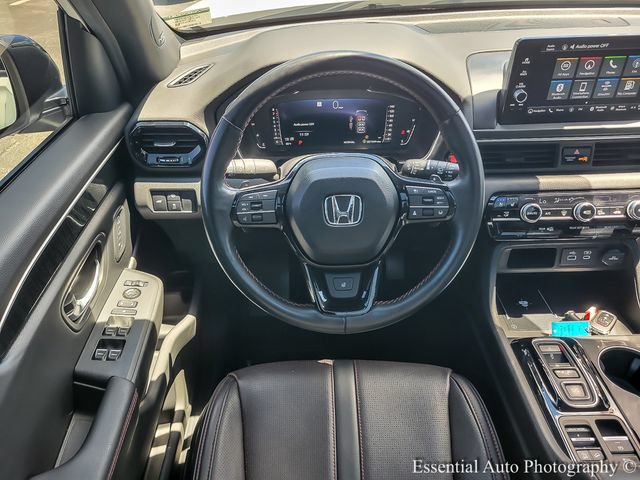 2025 Honda Pilot Black Edition - Photo 14
