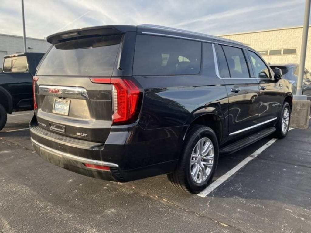 Used 2023 GMC Yukon XL SLT SUV