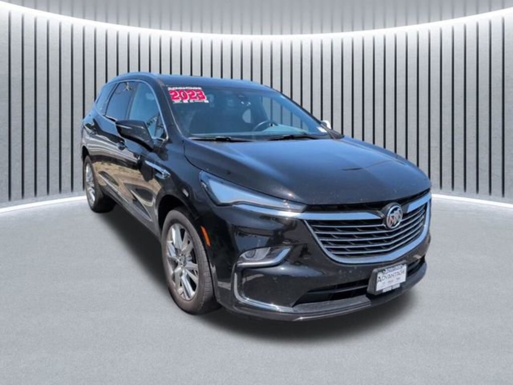 Used 2023 Buick Enclave Essence SUV