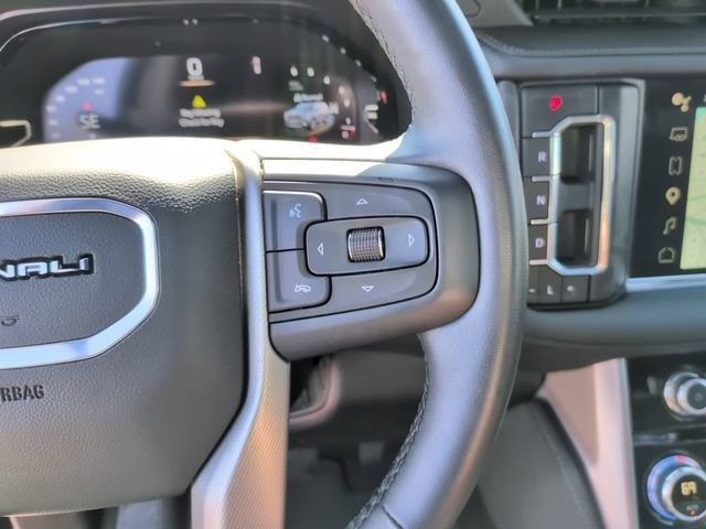 2023 GMC Yukon Denali - Photo 23