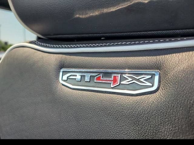 2023 GMC Sierra 1500 AT4X - Photo 14