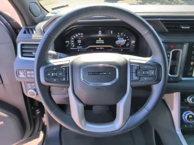 2023 GMC Yukon Denali - Photo 21