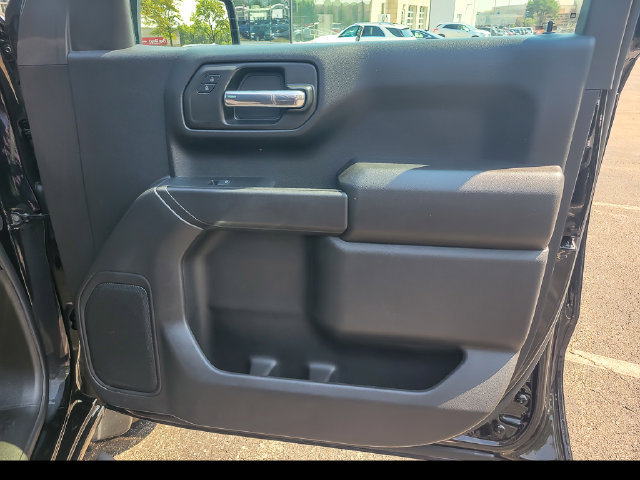 2024 Chevrolet Silverado 1500 Custom - Photo 17