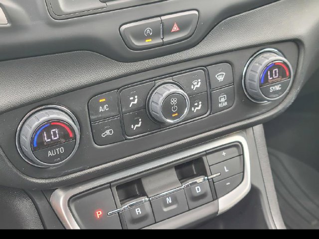 2024 GMC Terrain SLE - Photo 12