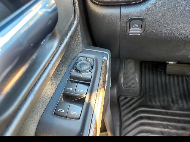 2019 Chevrolet Silverado 1500 RST - Photo 13