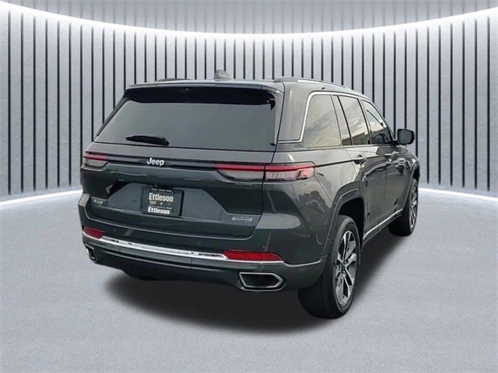 Used 2022 Jeep Grand Cherokee Overland SUV