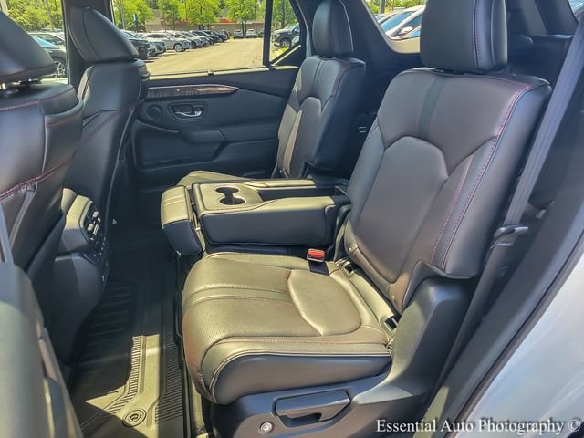 2025 Honda Pilot Black Edition - Photo 12