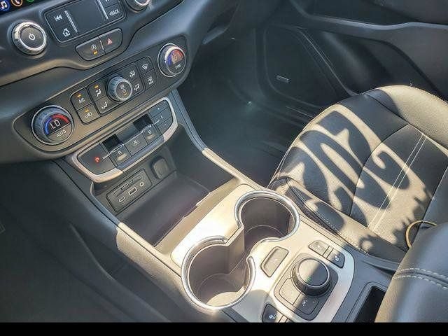 2023 GMC Terrain Denali - Photo 26
