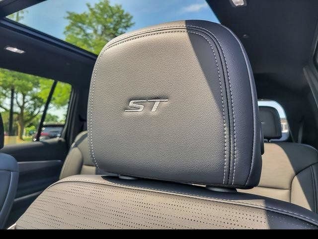 2026 Buick Enclave Sport Touring - Photo 18