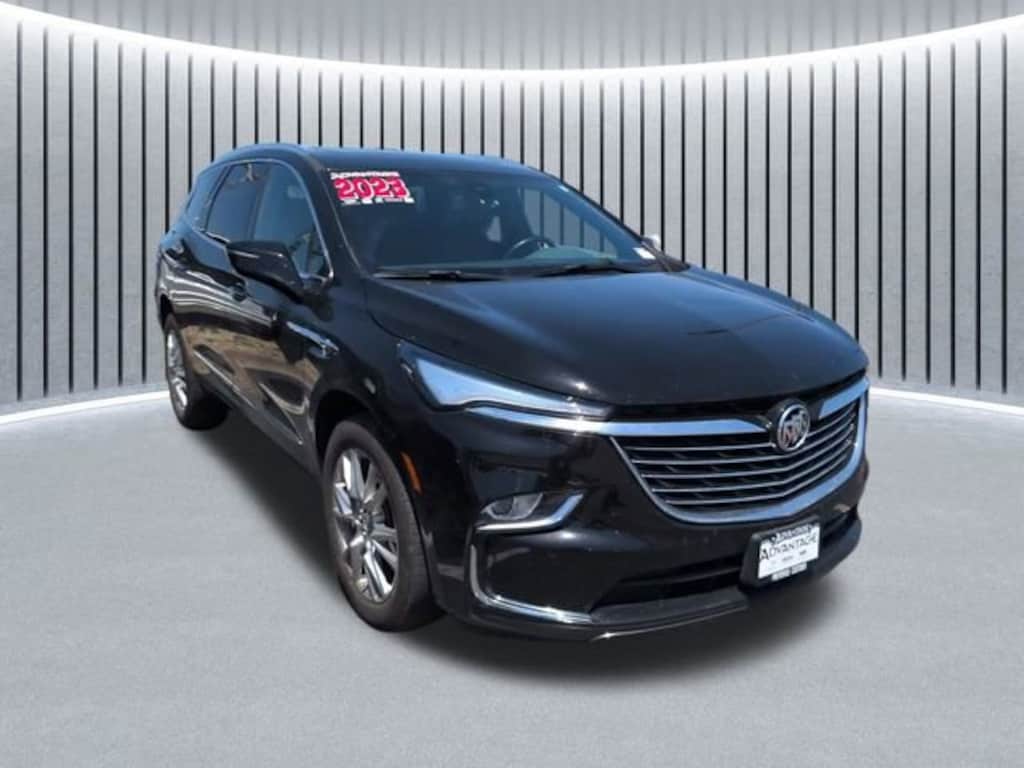 Used 2023 Buick Enclave Essence SUV