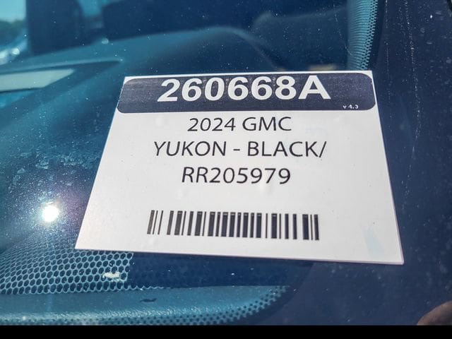 2024 GMC Yukon AT4 - Photo 34