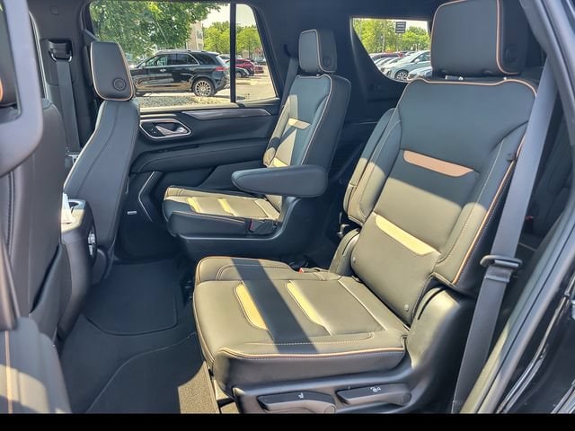 2024 GMC Yukon AT4 - Photo 18