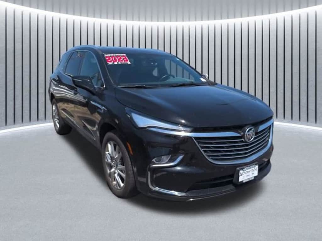 Used 2023 Buick Enclave Essence SUV