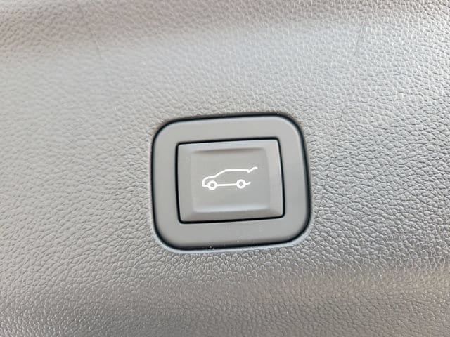 2026 GMC Yukon Elevation - Photo 18