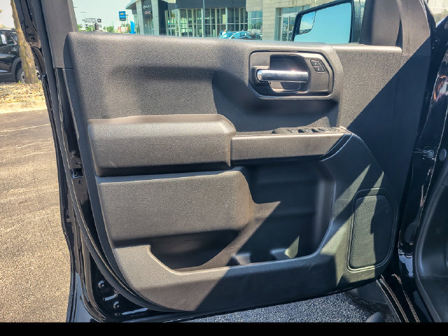 2024 Chevrolet Silverado 1500 Custom - Photo 13