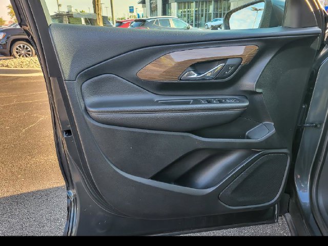 2021 GMC Terrain SLE - Photo 18