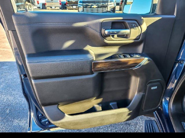 2019 Chevrolet Silverado 1500 RST - Photo 22