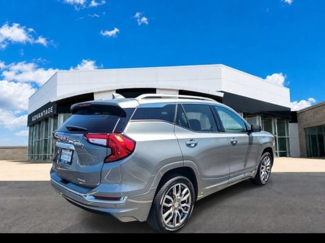 2023 GMC Terrain Denali - Photo 12