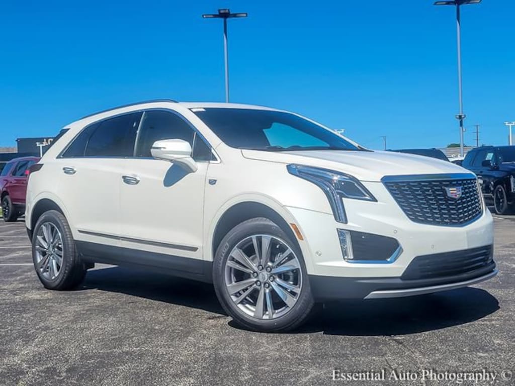 New 2026 CADILLAC XT5 Premium Luxury SUV