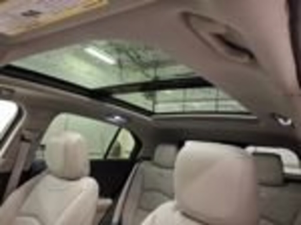 Used 2023 CADILLAC XT4 Luxury SUV