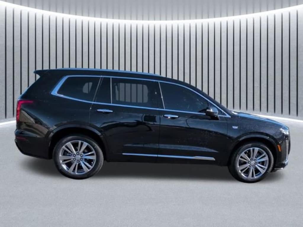 Used 2024 CADILLAC XT6 Premium Luxury SUV