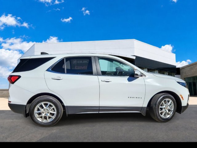 2024 Chevrolet Equinox LT - Photo 10