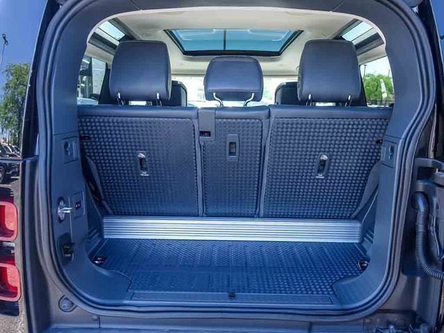 2022 Land Rover Defender X-Dynamic HSE - Photo 28