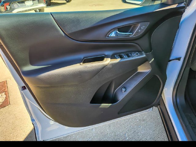 2024 Chevrolet Equinox LT - Photo 18