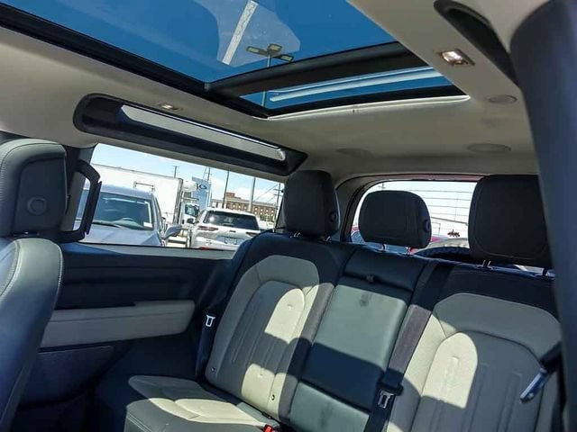 2022 Land Rover Defender X-Dynamic HSE - Photo 15