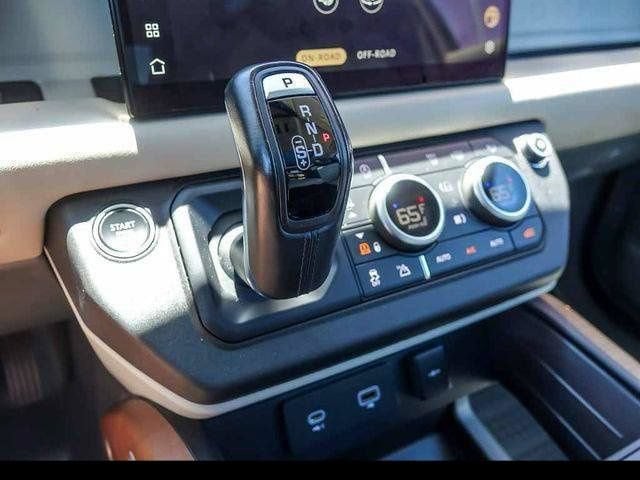 2022 Land Rover Defender X-Dynamic HSE - Photo 22