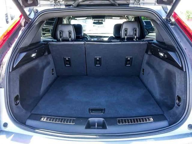 2023 Cadillac XT4 Premium Luxury - Photo 25