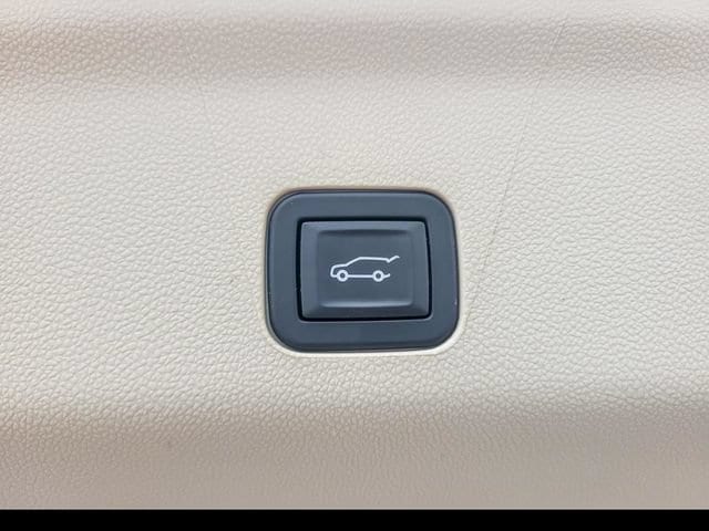 2024 Cadillac Escalade ESV Sport Platinum - Photo 31