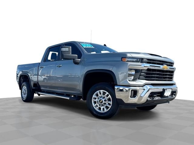 2025 Chevrolet Silverado HD LT 4WD Crew Cab Standard Box's photo