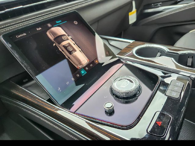 2027 Cadillac Escalade Luxury - Photo 24