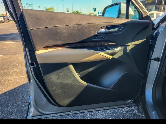 2025 Cadillac XT4 Premium Luxury - Photo 16