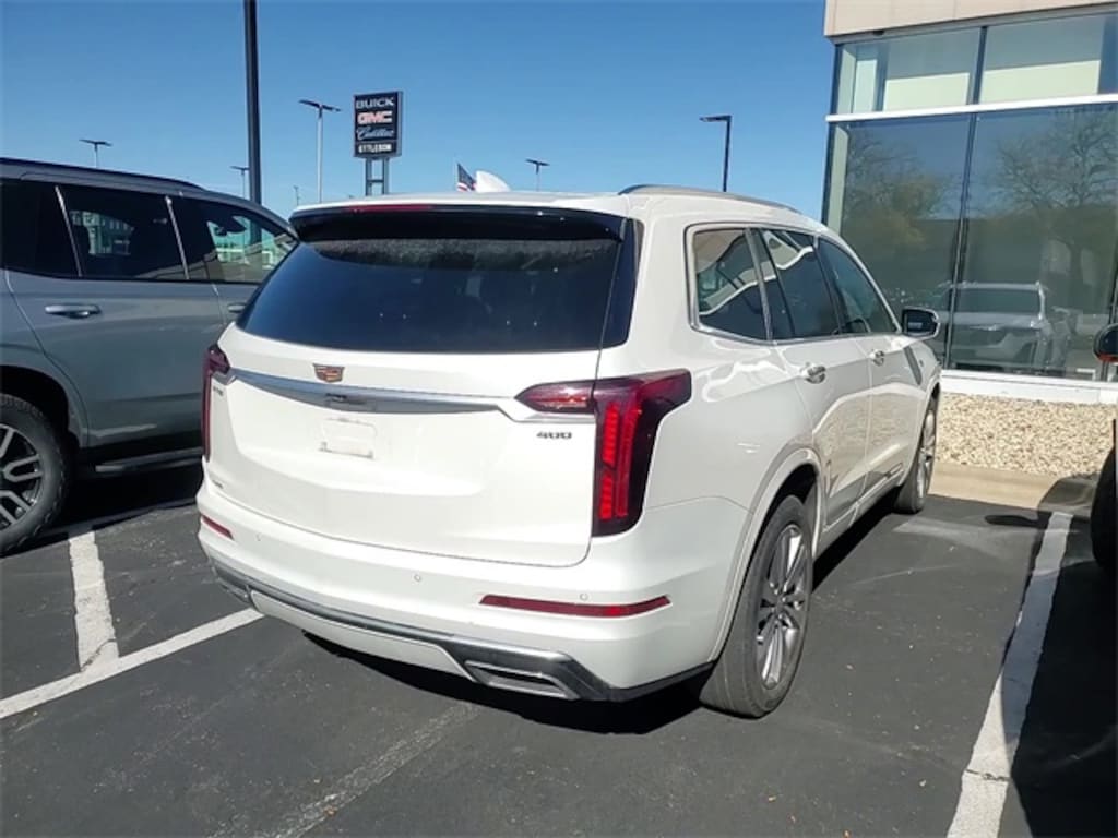 Used 2022 Cadillac XT6 Premium Luxury SUV