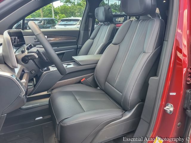 2026 Cadillac VISTIQ Sport - Photo 10
