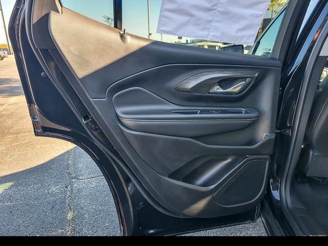 2024 GMC Terrain SLT - Photo 20