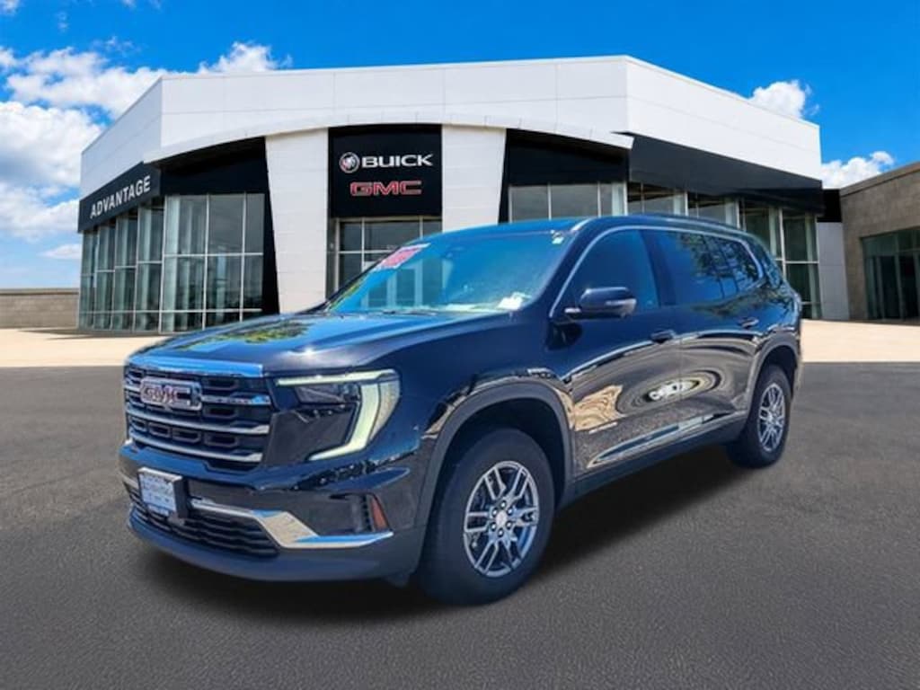 Used 2025 GMC Acadia Elevation SUV