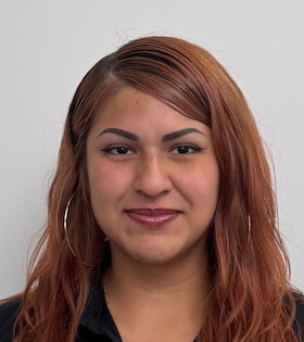 Staff member Gloria Pena from ID_b9fce9