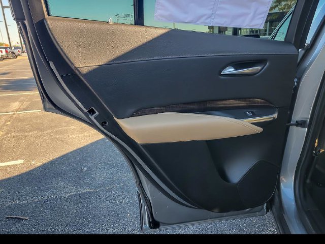 2025 Cadillac XT4 Premium Luxury - Photo 17