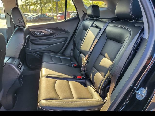2024 GMC Terrain SLT - Photo 11