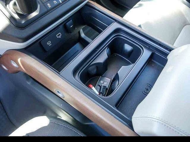2022 Land Rover Defender X-Dynamic HSE - Photo 24
