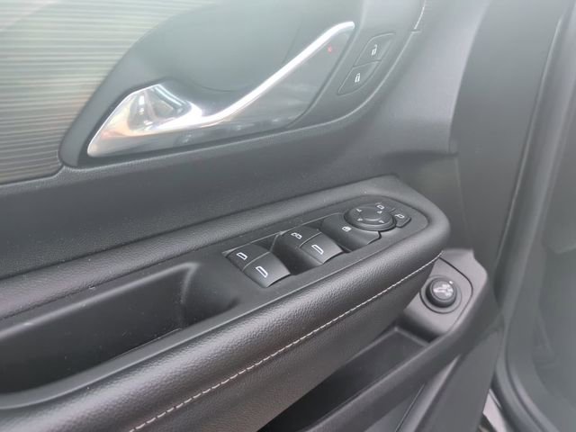 2024 GMC Terrain SLT - Photo 15